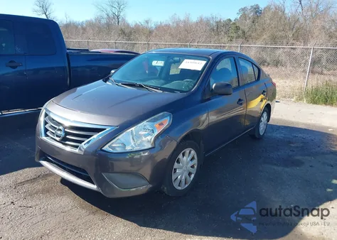 2015 Nissan Versa 1.6 S+ z USA, uszkodzony, nr VIN 3N1CN7AP3FL954565